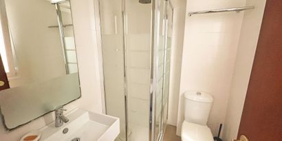 Real Estates picture 23 Ref. 83543