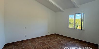 Real Estates picture 17 Ref. R29625