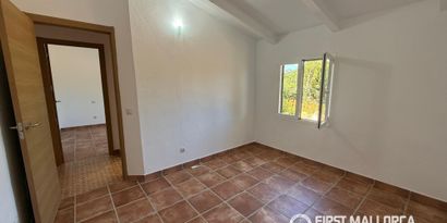 Real Estates picture 19 Ref. R29625
