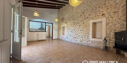 Real Estates picture 7 Ref. R29625