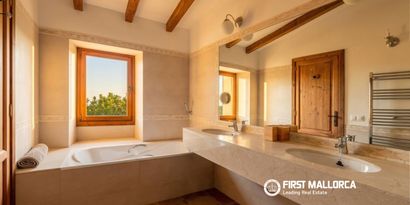 Real Estates picture 10 Ref. 83538