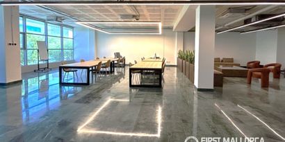 Real Estates picture 5 Ref. 83600