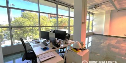 Real Estates picture 3 Ref. 83600