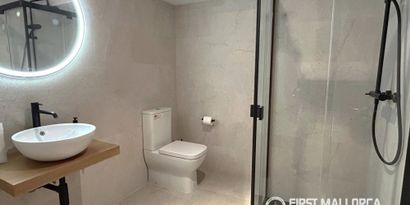 Real Estates picture 9 Ref. 83600