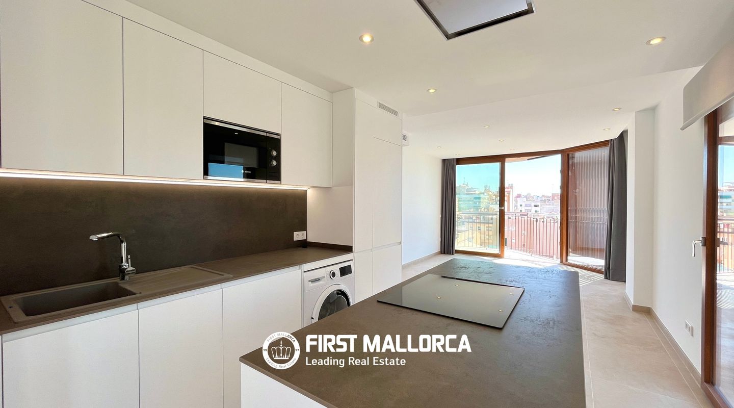 Bright and Elegantly Furnished Penthouse in the Heart of Santa Catalina – photo 44