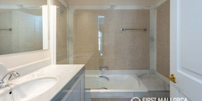 Inmobiliaria picture 24 Ref. Nº. 76450