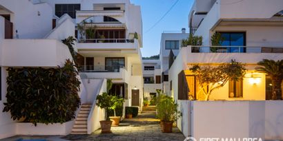 Inmobiliaria picture 8 Ref. Nº. 83303