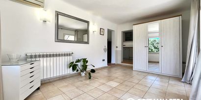 Real Estates picture 7 Ref. R29785