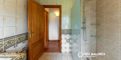 Inmobiliaria picture 4 Ref. Nº. 83573