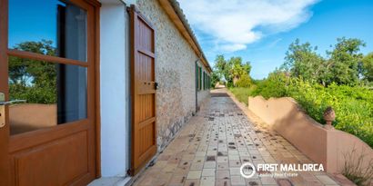 Inmobiliaria picture 1 Ref. Nº. 83573