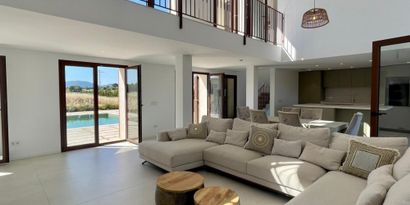 Inmobiliaria picture 2 Ref. Nº. R24649