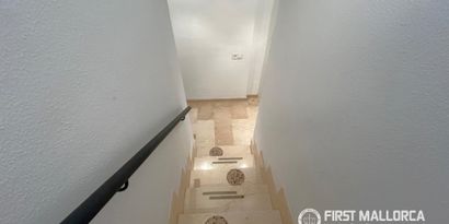 Inmobiliaria picture 8 Ref. Nº. R2389