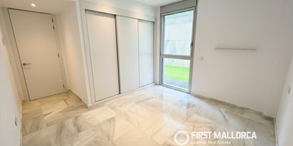 Real Estates picture 17 Ref. R14943