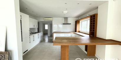 Inmobiliaria picture 5 Ref. Nº. 83924