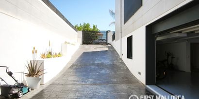 Real Estates picture 21 Ref. 83914