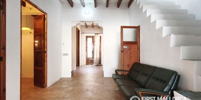 Real Estates picture 11 Ref. 83948
