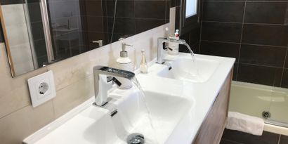 Inmobiliaria picture 14 Ref. Nº. R9296