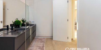 Inmobiliaria picture 17 Ref. Nº. 84100