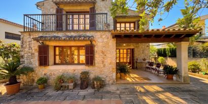 Inmobiliaria picture 0 Ref. Nº. 83701
