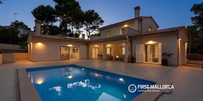Inmobiliaria picture 0 Ref. Nº. 83972