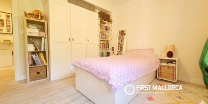 Real Estates picture 12 Ref. R29871