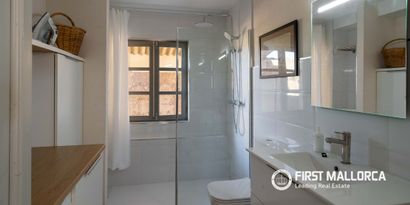Inmobiliaria picture 35 Ref. Nº. 83985
