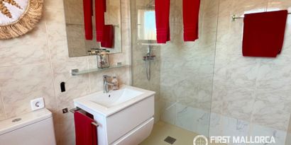 Real Estates picture 9 Ref. R29996