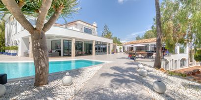 Inmobiliaria picture 4 Ref. Nº. 83877