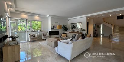 Inmobiliaria picture 4 Ref. Nº. R30034