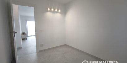 Real Estates picture 9 Ref. R30089