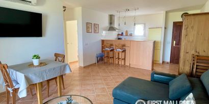 Real Estates picture 4 Ref. R30078
