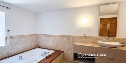 Inmobiliaria picture 20 Ref. Nº. R30114