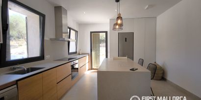 Inmobiliaria picture 10 Ref. Nº. R30059