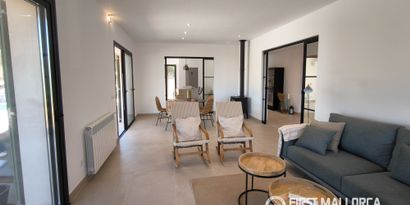 Inmobiliaria picture 3 Ref. Nº. R30059