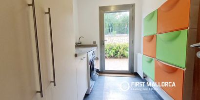 Inmobiliaria picture 18 Ref. Nº. R22711