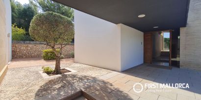 Inmobiliaria picture 20 Ref. Nº. R22711