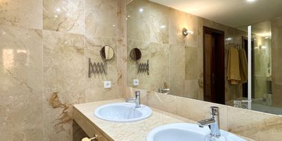 Inmobiliaria picture 24 Ref. Nº. 83860
