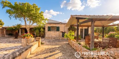 Inmobiliaria picture 0 Ref. Nº. R22544