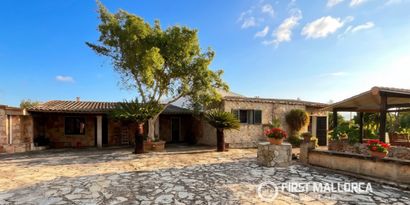Inmobiliaria picture 1 Ref. Nº. R22544