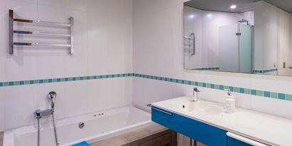 Inmobiliaria picture 24 Ref. Nº. 51622