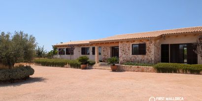 Inmobiliaria picture 2 Ref. Nº. 84202