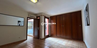 Real Estates picture 9 Ref. R30264