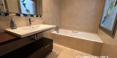 Real Estates picture 17 Ref. R30307