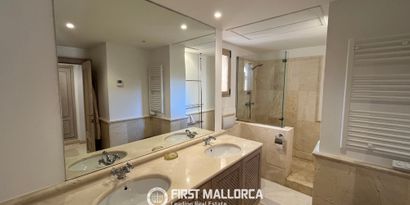 Real Estates picture 18 Ref. R27364