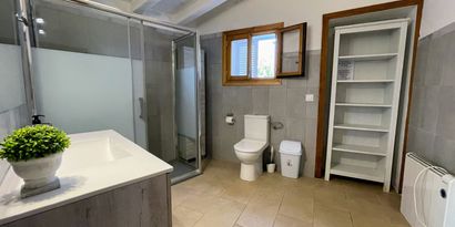 Real Estates picture 13 Ref. R28957