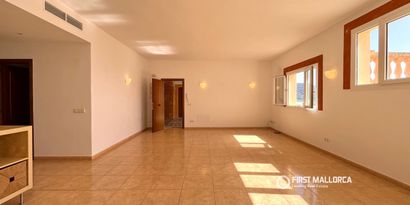 Real Estates picture 5 Ref. R30280