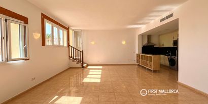 Real Estates picture 4 Ref. R30280