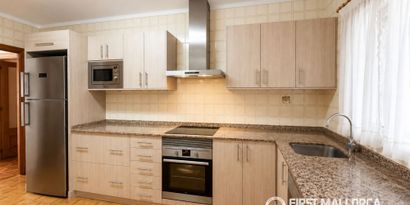 Real Estates picture 21 Ref. R30337