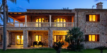 Finca Mediterránea en Ubicación Privilegiada de Santanyí – Oasis Verde con Casa de Invitados, Piscina y …
