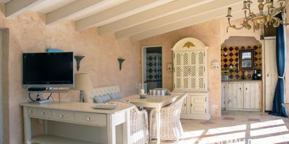 Inmobiliaria picture 14 Ref. Nº. 84305